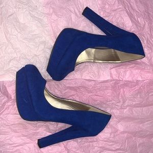 Beautiful blue heels